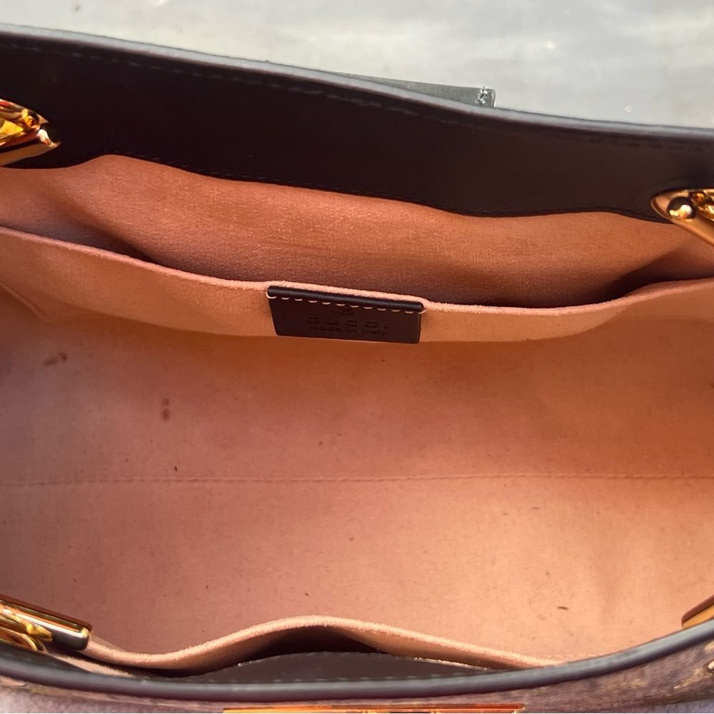 Gucci Black and Gold Crossbody Bag - Picture 7 of 7